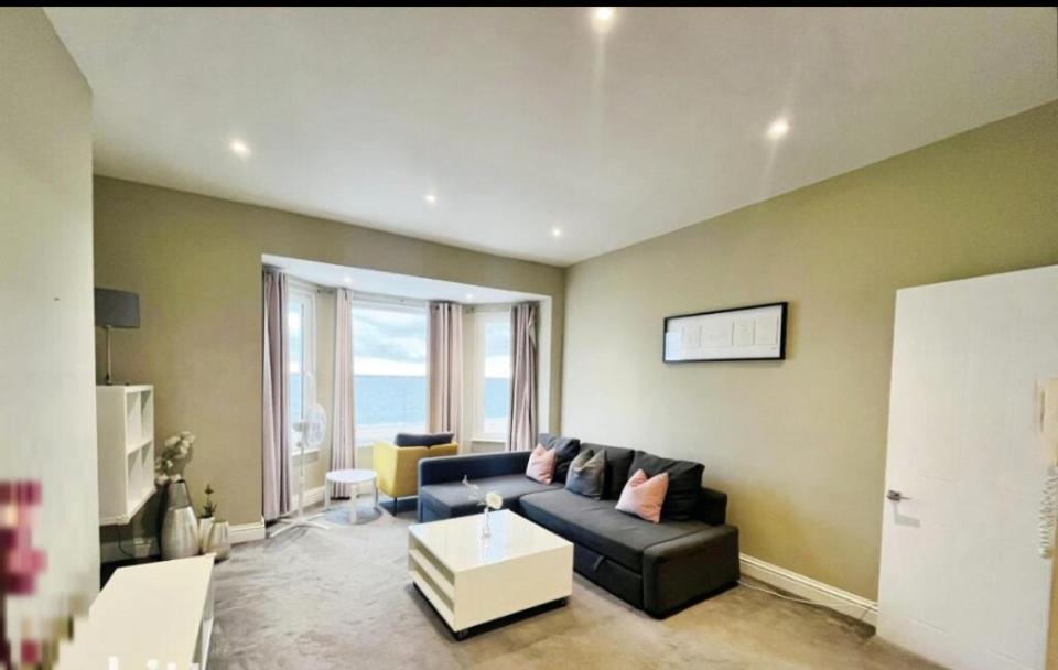 Stones Throw From The Beach - Stunning Sea View Portsmouth Esterno foto