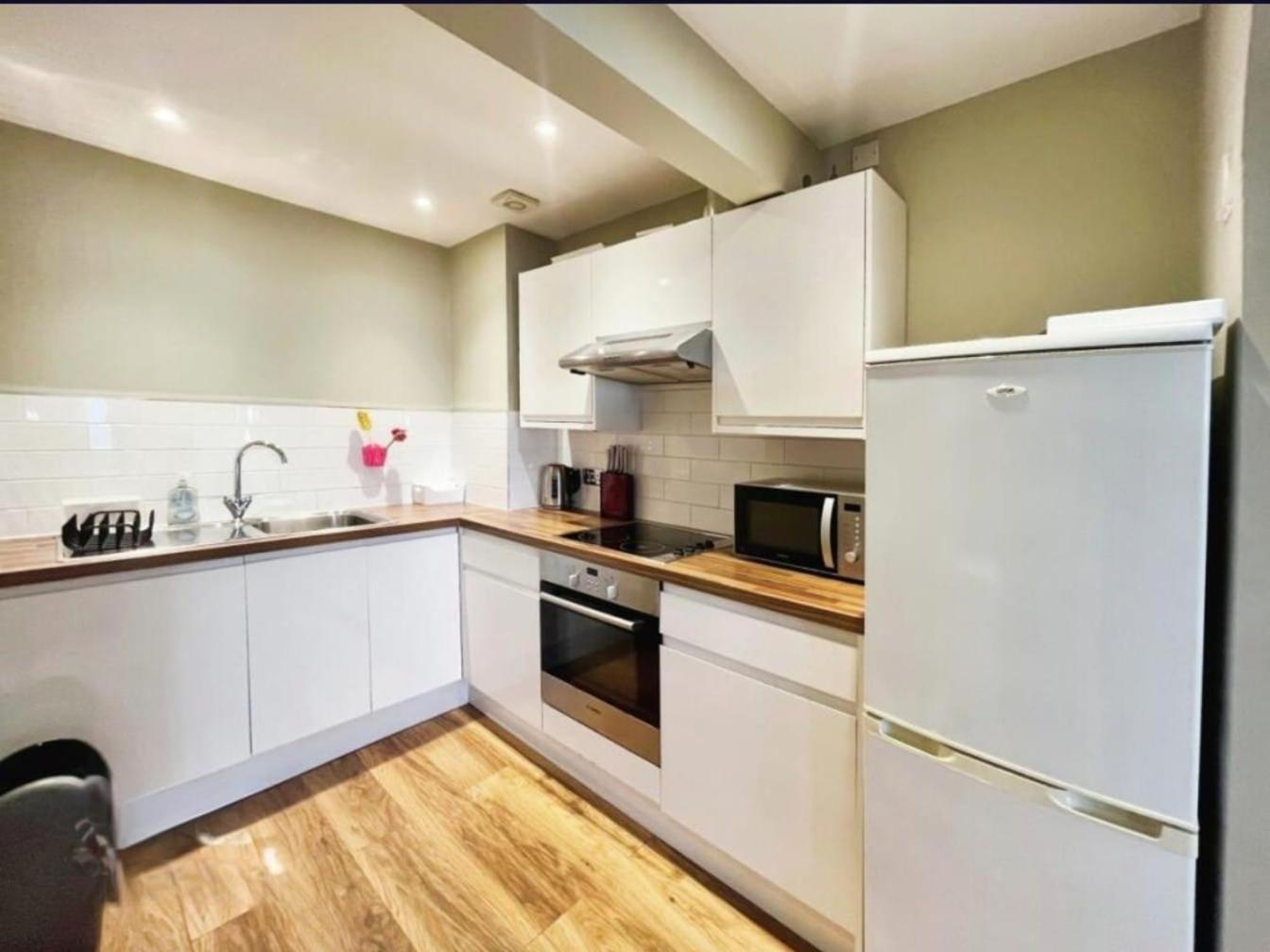 Stones Throw From The Beach - Stunning Sea View Portsmouth Esterno foto