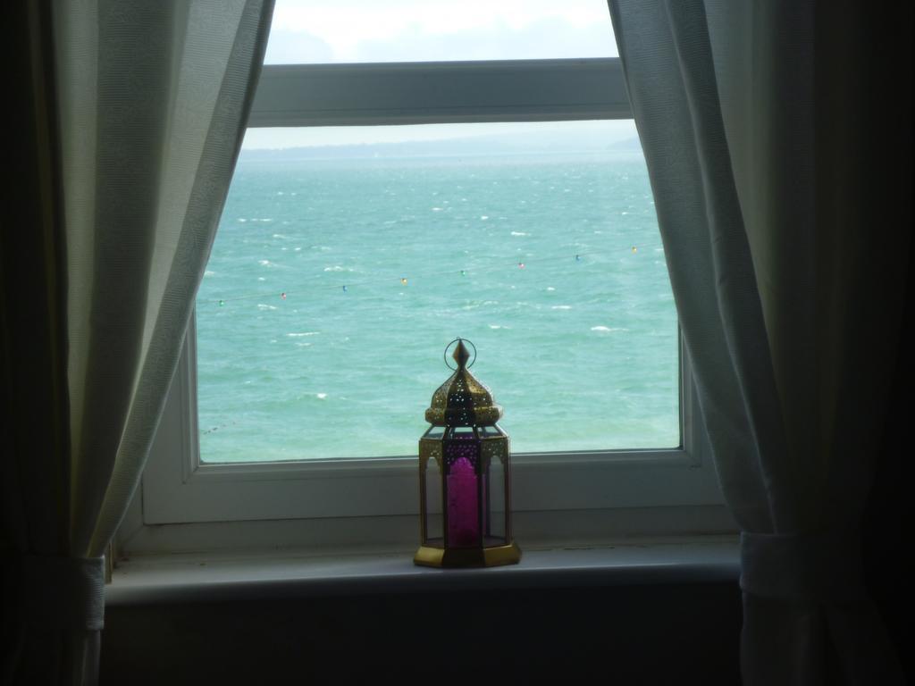 Stones Throw From The Beach - Stunning Sea View Portsmouth Esterno foto